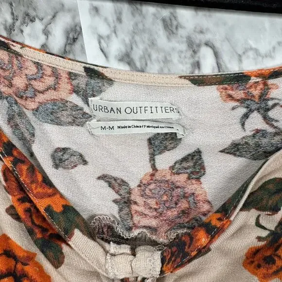 Urban Outfitters Old Soul Smocked Top M Womens Puff Sleeves Cinched Neckline NWT - Picture 6 of 6